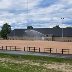 Ujeżdżalnia dla koni plac do jazdy konnej ogrodzenie dla koni