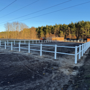 Ujeżdżalnia dla koni plac do jazdy